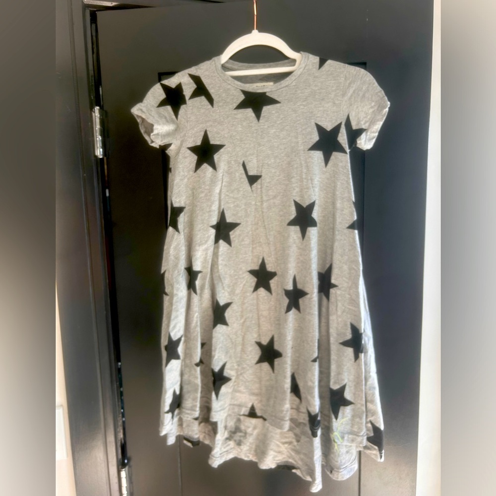 Nununu gray shirt dress with black stars (size 6-7)
